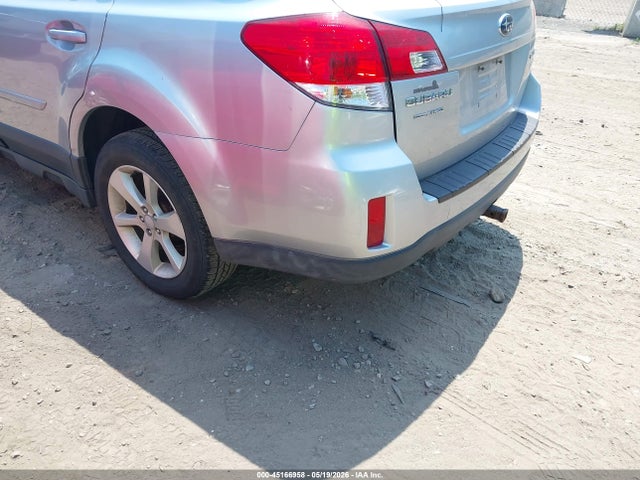 2013 Subaru Outback 2.5i Premium მანქანა იყიდება აუქციონზე, vin: 4S4BRBCC1D3202989, აუქციონის ნომერი: 45166958