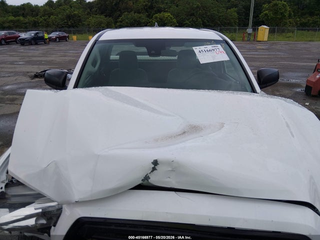 2018 Toyota Tacoma Sr მანქანა იყიდება აუქციონზე, vin: 5TFRX5GN1JX106970, აუქციონის ნომერი: 45166977