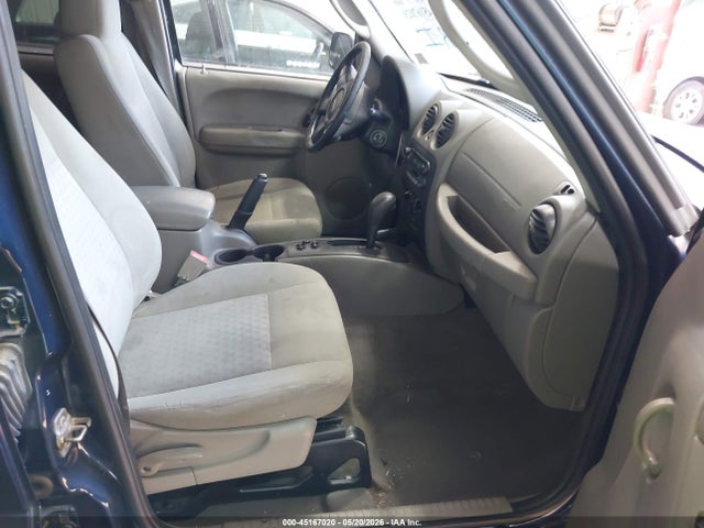 2005 Jeep Liberty Sport მანქანა იყიდება აუქციონზე, vin: 1J4GL48K65W556251, აუქციონის ნომერი: 45167020