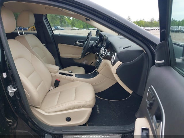 WDCTG4GB5FJ177521 Mercedes-Benz Gla 250 4matic