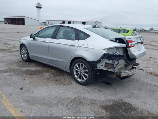 45167048 :رقم المزاد ، 3FA6P0H77HR125702 vin ، 2017 Ford Fusion Se مزاد بيع