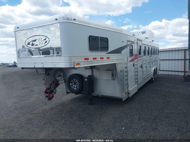 4 Star Livestock Trailer 2020 4FKHG3027L0038170 Image 2