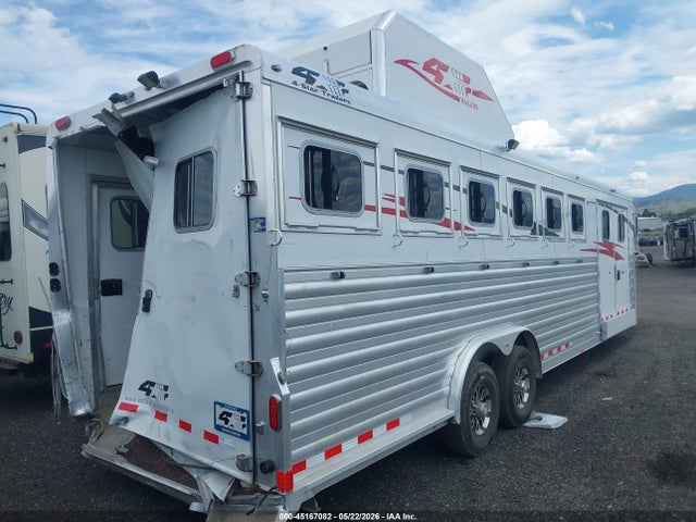 4 Star Livestock Trailer 2020 4FKHG3027L0038170 Image 4