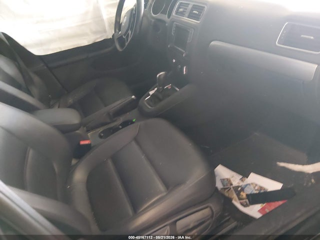 Продажа на аукционе авто 2017 Volkswagen Jetta 1.4t Se, vin: 3VWDB7AJ3HM268204, номер лота: 45167112