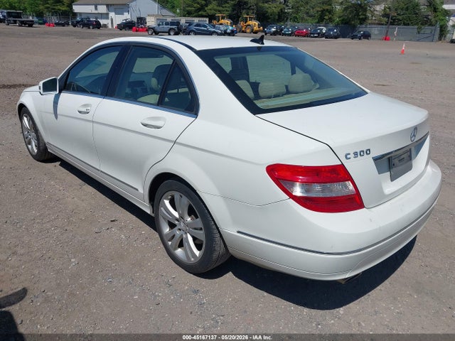 2010 Mercedes-benz C 300 Luxury/sport მანქანა იყიდება აუქციონზე, vin: WDDGF5EB4AF419686, აუქციონის ნომერი: 45167137