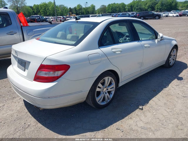 2010 Mercedes-benz C 300 Luxury/sport მანქანა იყიდება აუქციონზე, vin: WDDGF5EB4AF419686, აუქციონის ნომერი: 45167137