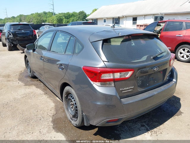 45167211 :رقم المزاد ، 4S3GTAA68J3716272 vin ، 2018 Subaru Impreza 2.0i مزاد بيع