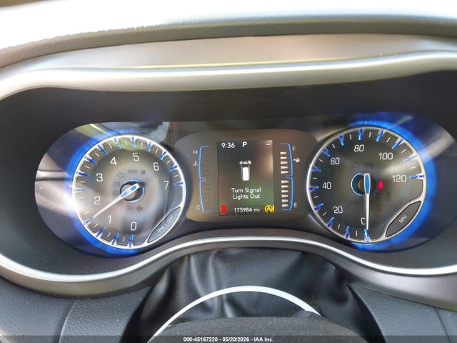 Продаж на аукціоні авто 2020 Chrysler Pacifica Touring L, vin: 2C4RC1BG5LR114326, номер лоту: 45167220