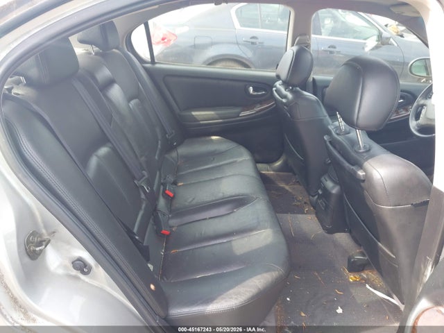45167243 :رقم المزاد ، JNKCA31A51T023968 vin ، 2001 Infiniti I30 Luxury مزاد بيع
