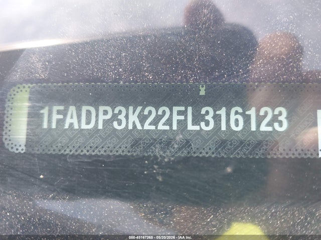 Ford FOCUS SE 2015 1FADP3K22FL316123 Image 9