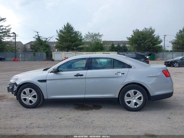 2016 Ford Police Interceptor მანქანა იყიდება აუქციონზე, vin: 1FAHP2MK8GG122585, აუქციონის ნომერი: 45167268