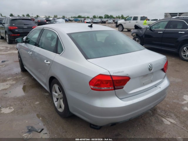 Aukcja sprzedaży 2015 Volkswagen Passat 1.8t Se, vin: 1VWBS7A31FC032853, numer aukcji: 45167344