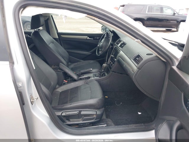 Aukcja sprzedaży 2015 Volkswagen Passat 1.8t Se, vin: 1VWBS7A31FC032853, numer aukcji: 45167344