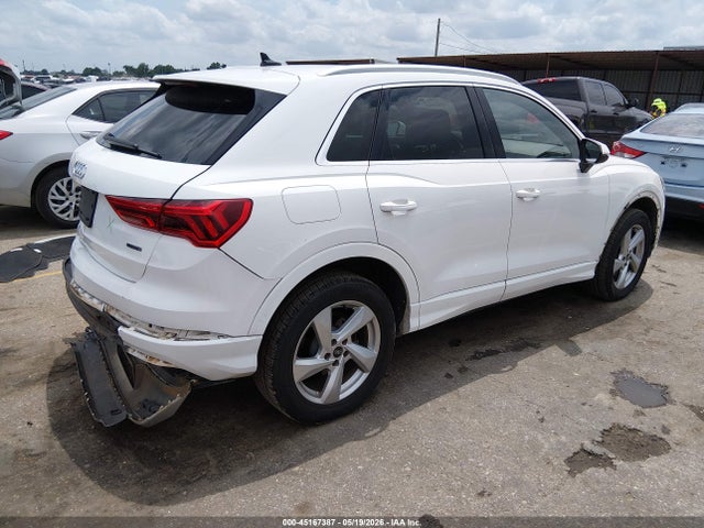 45167387 :رقم المزاد ، WA1AUCF37M1066633 vin ، 2021 Audi Q3 Premium 40 Tfsi Quattro Tiptronic مزاد بيع
