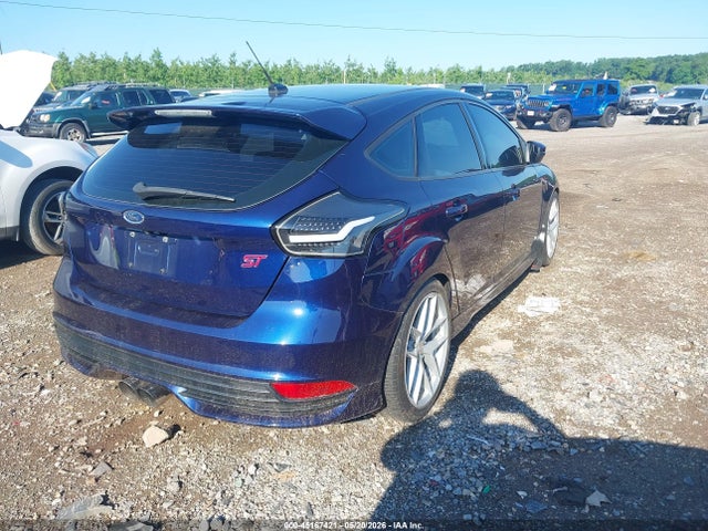 45167421 :رقم المزاد ، 1FADP3L99GL279357 vin ، 2016 Ford Focus St مزاد بيع