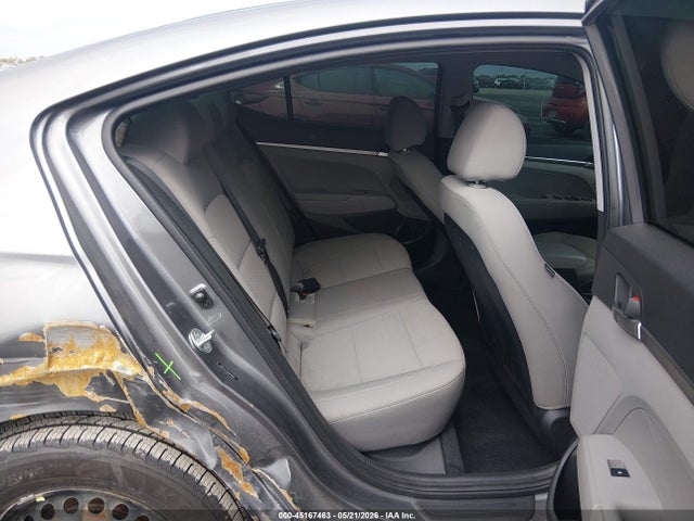 Продажа на аукционе авто 2019 Hyundai Elantra Se, vin: 5NPD74LF5KH497069, номер лота: 45167463