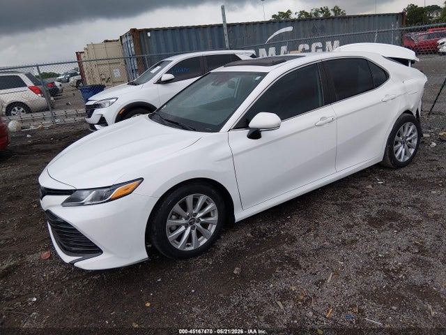Продаж на аукціоні авто 2020 Toyota Camry Le, vin: 4T1L11AKXLU913924, номер лоту: 45167470