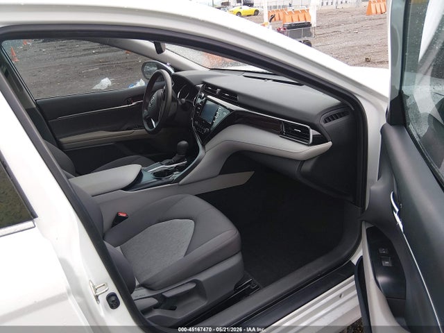 Продаж на аукціоні авто 2020 Toyota Camry Le, vin: 4T1L11AKXLU913924, номер лоту: 45167470