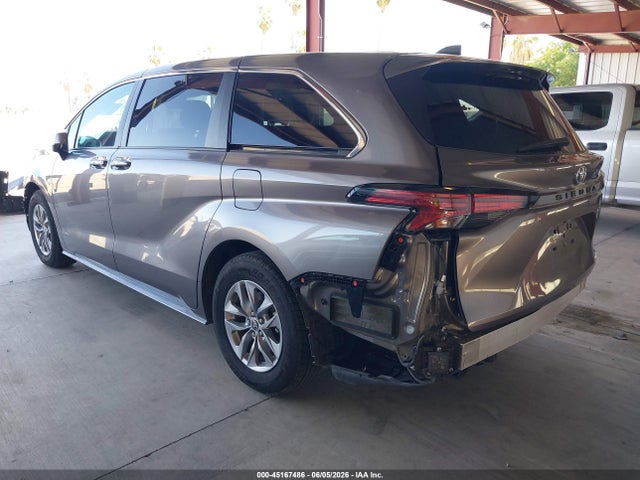 Aukcja sprzedaży 2022 Toyota Sienna Xle, vin: 5TDYRKEC9NS106233, numer aukcji: 45167486