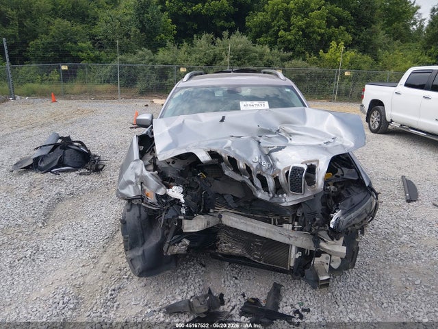 1C4PJLCB7KD109061 Jeep Cherokee Latitude Fwd