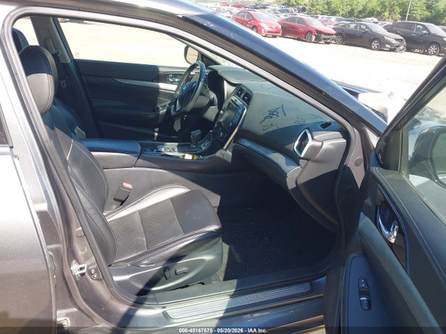 1N4AA6AP3HC437393 Nissan Maxima 3.5 Sl