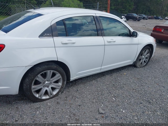Aukcja sprzedaży 2013 Chrysler 200 Lx, vin: 1C3CCBABXDN761132, numer aukcji: 45167585