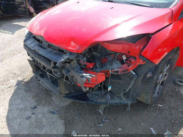 2014 Ford Focus Se მანქანა იყიდება აუქციონზე, vin: 1FADP3K28EL269694, აუქციონის ნომერი: 45167586