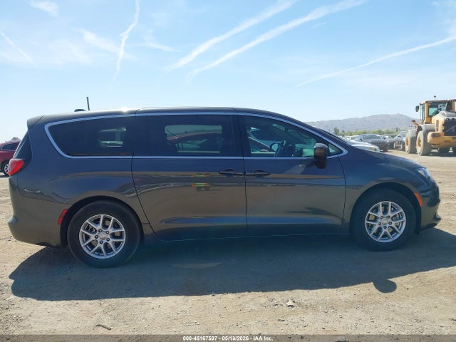 Chrysler Pacifica Touring 2017 2C4RC1DGXHR709063 Image 13