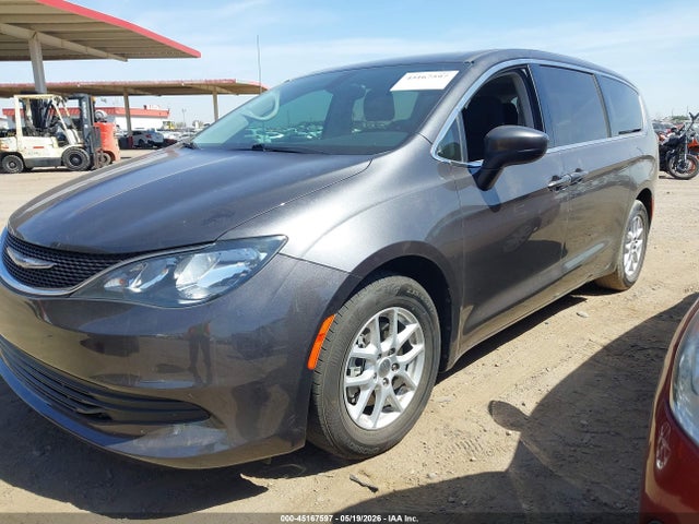 Chrysler Pacifica Touring 2017 2C4RC1DGXHR709063 Image 2