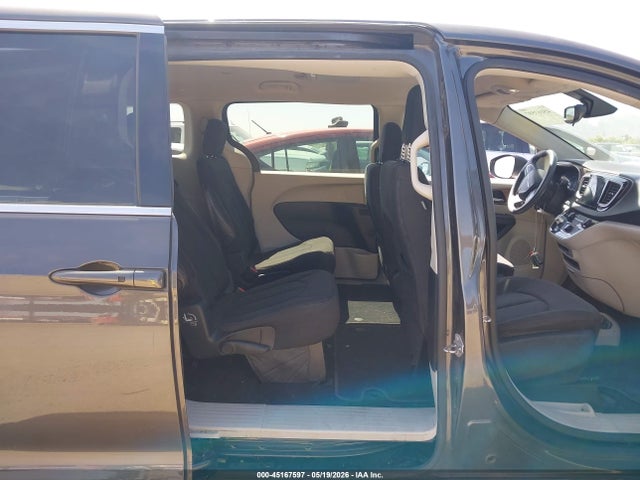 Chrysler Pacifica Touring 2017 2C4RC1DGXHR709063 Image 8
