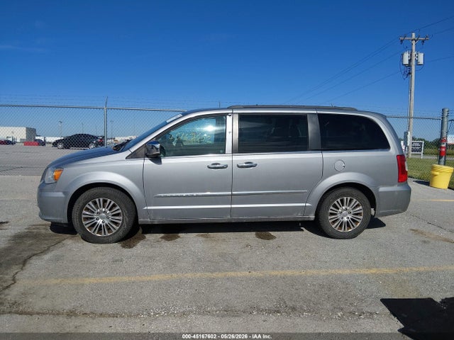 45167602 :رقم المزاد ، 2C4RC1CG6FR602770 vin ، 2015 Chrysler Town & Country Touring-l مزاد بيع