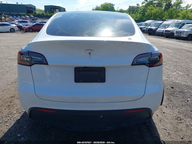 Tesla Model Y Rwd 2023 7SAYGDED1PF915696 Image 14