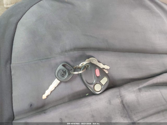 2000 Chevrolet Silverado 1500 Ls მანქანა იყიდება აუქციონზე, vin: 1GCEK19T7YE129354, აუქციონის ნომერი: 45167693