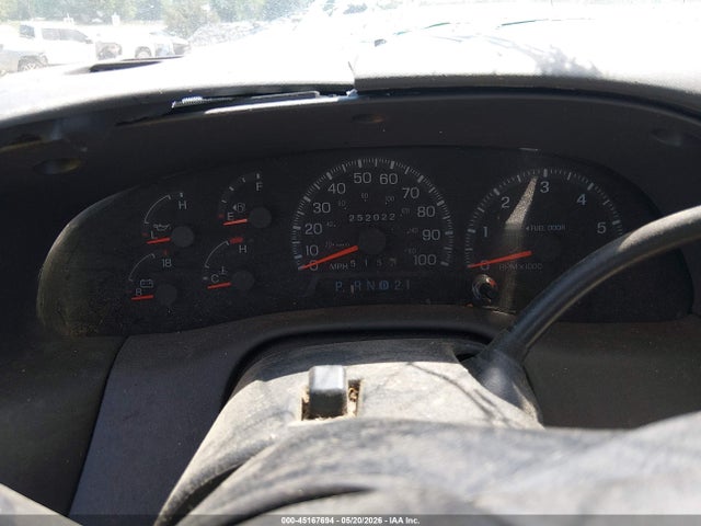 45167694 :رقم المزاد ، 1FTZX1768WNB93139 vin ، 1998 Ford F-150 Lariat/standard/xl/xlt مزاد بيع