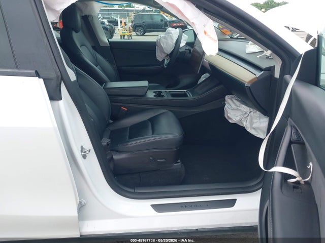45167738 :رقم المزاد ، 7SAYGDEE0NF316052 vin ، 2022 Tesla Model Y Long Range Dual Motor All-wheel Drive مزاد بيع