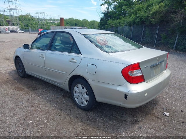 45167743 :رقم المزاد ، 4T1BE32K33U664294 vin ، 2003 Toyota Camry Le مزاد بيع