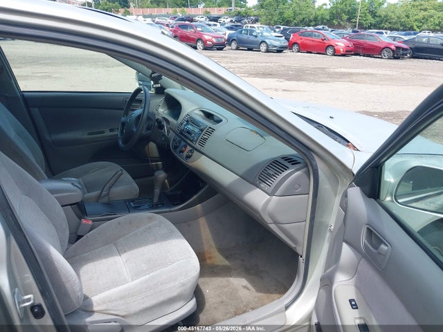 45167743 :رقم المزاد ، 4T1BE32K33U664294 vin ، 2003 Toyota Camry Le مزاد بيع