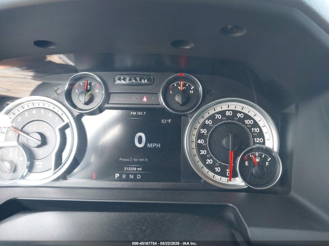 3C6UR5DJ0GG281835 RAM 2500 Big Horn