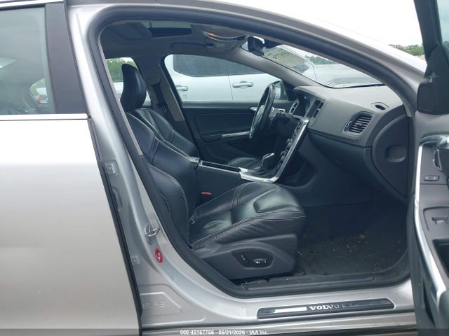 Продажа на аукционе авто 2014 Volvo S60 T5, vin: YV1612FSXE2270855, номер лота: 45167756