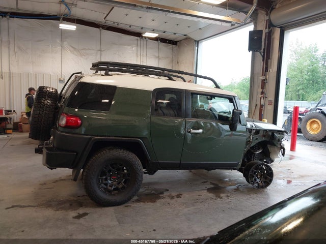 45167758 :رقم المزاد ، JTEBU4BF8EK205367 vin ، 2014 Toyota Fj Cruiser مزاد بيع