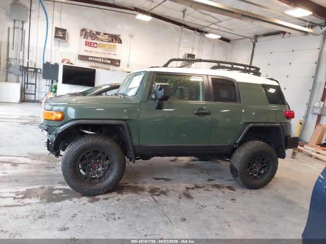 45167758 :رقم المزاد ، JTEBU4BF8EK205367 vin ، 2014 Toyota Fj Cruiser مزاد بيع