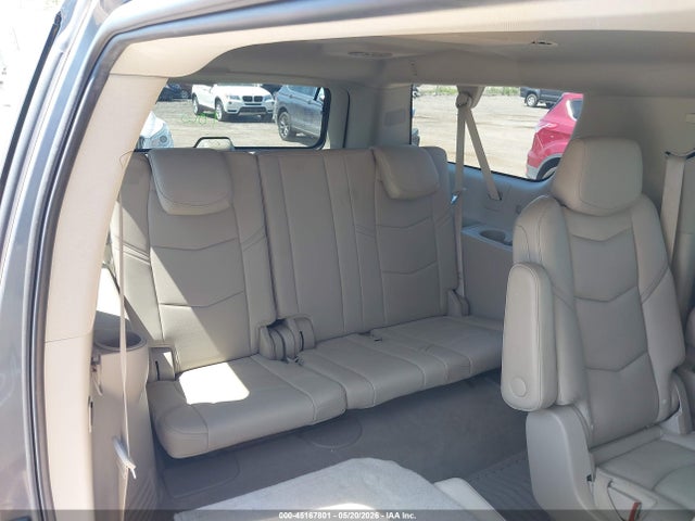 Продажа на аукционе авто 2019 Cadillac Escalade Esv Luxury, vin: 1GYS4HKJ7KR203140, номер лота: 45167801