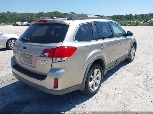 45167855 :رقم المزاد ، 4S4BRBLC2E3310216 vin ، 2014 Subaru Outback 2.5i Limited مزاد بيع