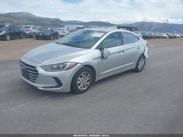 Hyundai ELANTRA SE 2017 5NPD74LF3HH085838 Image 2