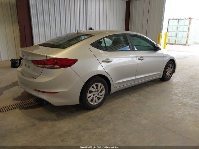 Hyundai ELANTRA SE 2017 5NPD74LF3HH085838 Image 4