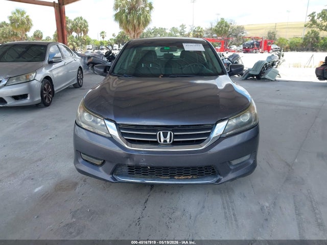 45167919 :رقم المزاد ، 1HGCR2F54FA107770 vin ، 2015 Honda Accord Sport مزاد بيع