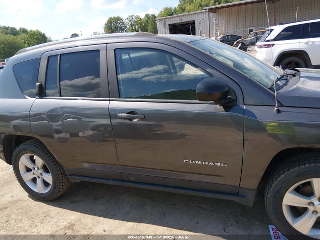 2014 Jeep Compass Sport მანქანა იყიდება აუქციონზე, vin: 1C4NJDBB0ED828445, აუქციონის ნომერი: 45167949