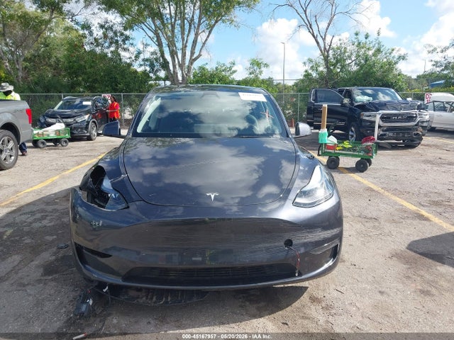 Продаж на аукціоні авто 2025 Tesla Model Y Long Range Dual Motor Rear-wheel Drive, vin: 7SAYGDEDXSA369535, номер лоту: 45167957