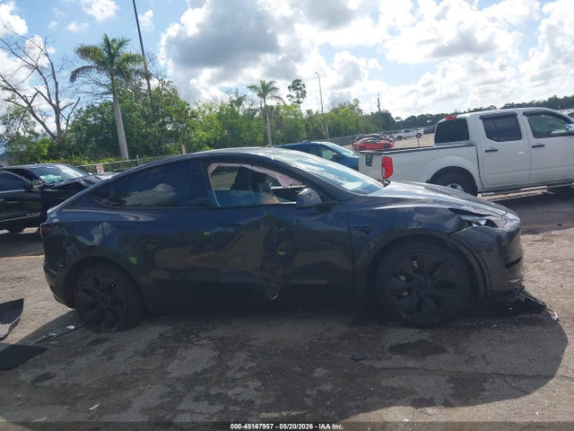 Продаж на аукціоні авто 2025 Tesla Model Y Long Range Dual Motor Rear-wheel Drive, vin: 7SAYGDEDXSA369535, номер лоту: 45167957