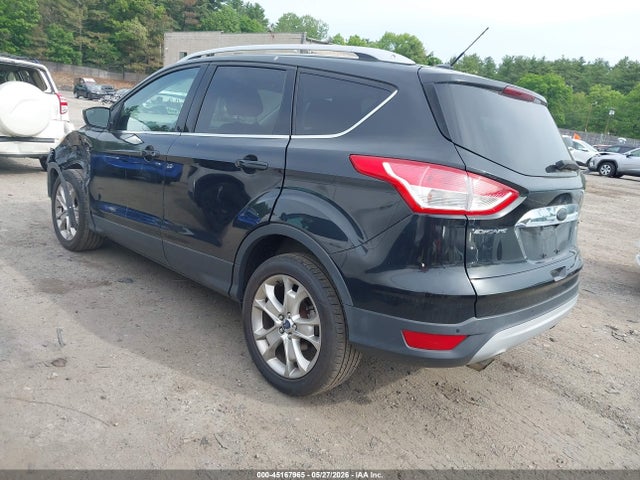 1FMCU9J90EUD12804 Ford Escape Titanium